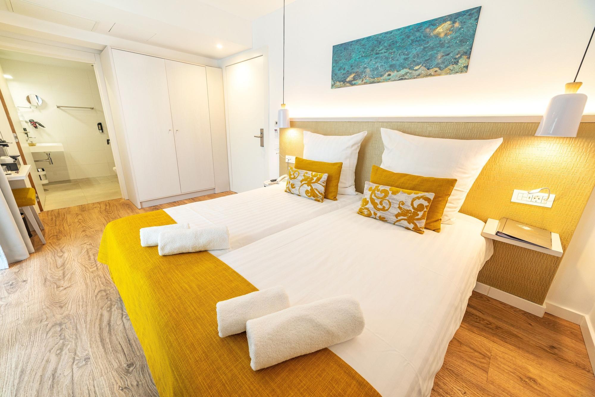 Hotel The Place - Adults Only Cala Ratjada  Ngoại thất bức ảnh